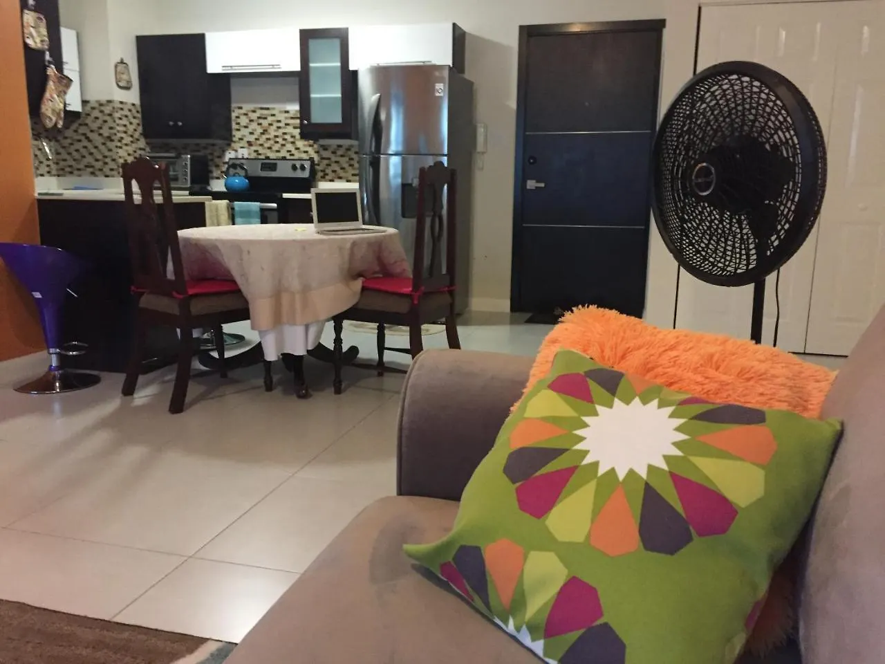 Modern Comfort Suites Mount James