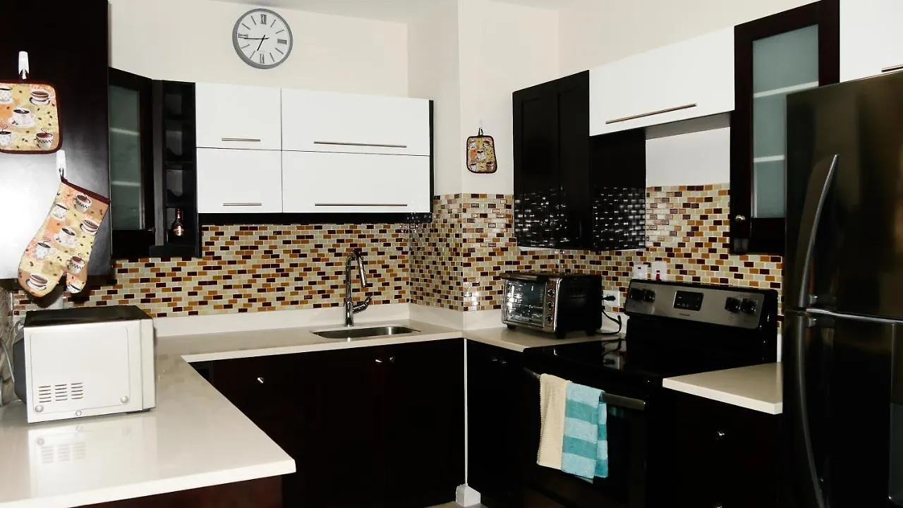 Modern Comfort Suites Mount James 0*,
