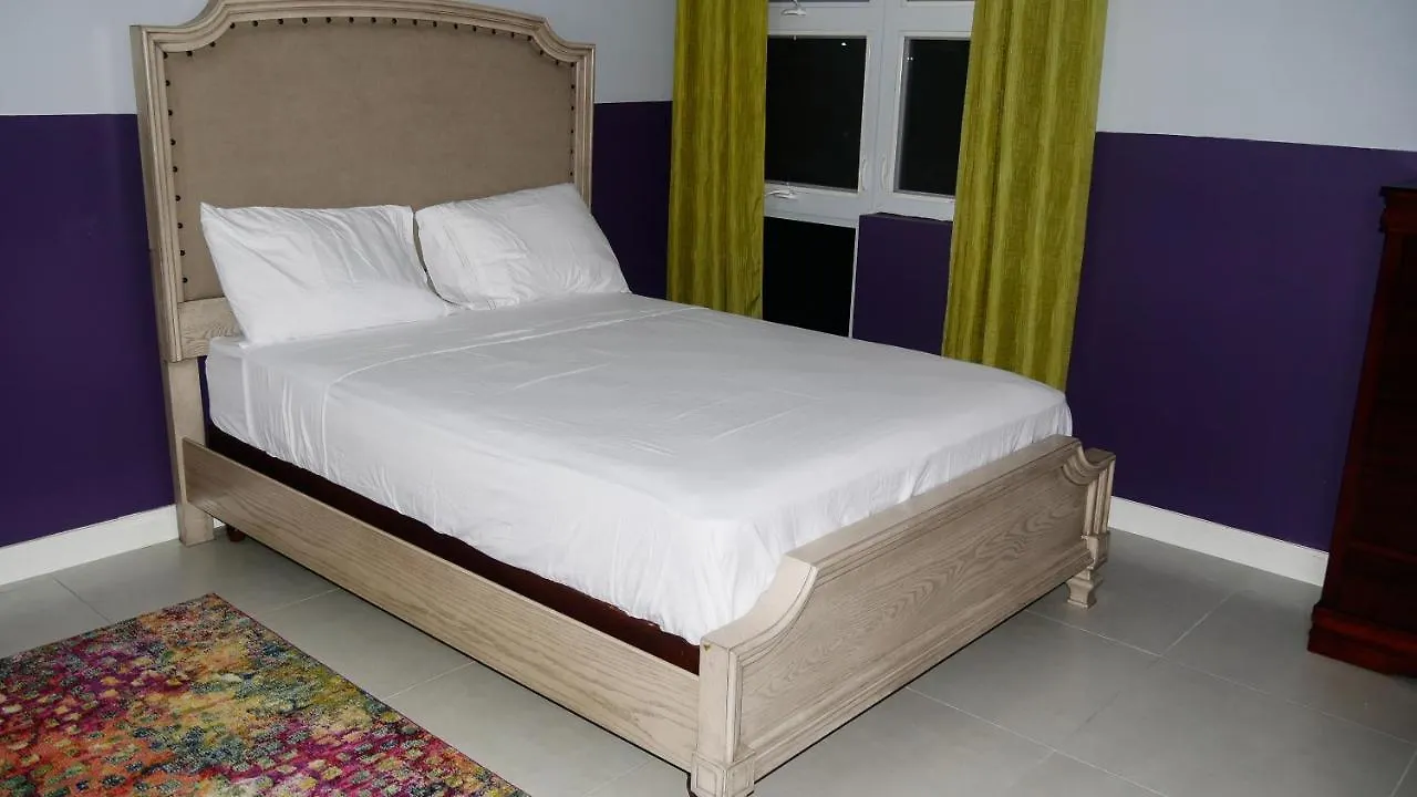 Modern Comfort Suites Mount James Apartman